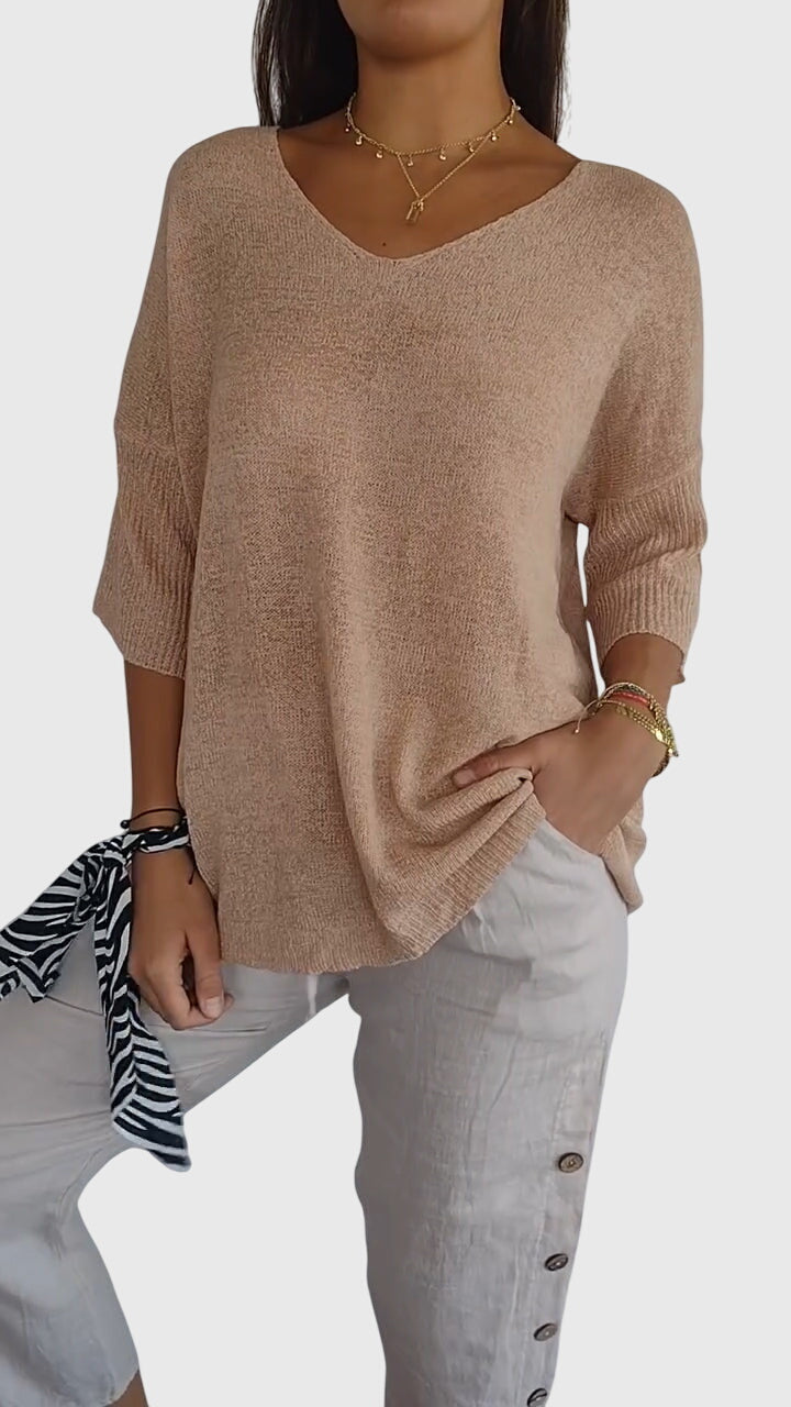 Cassandra™ | Elegantti V-kaula-aukko Toppi