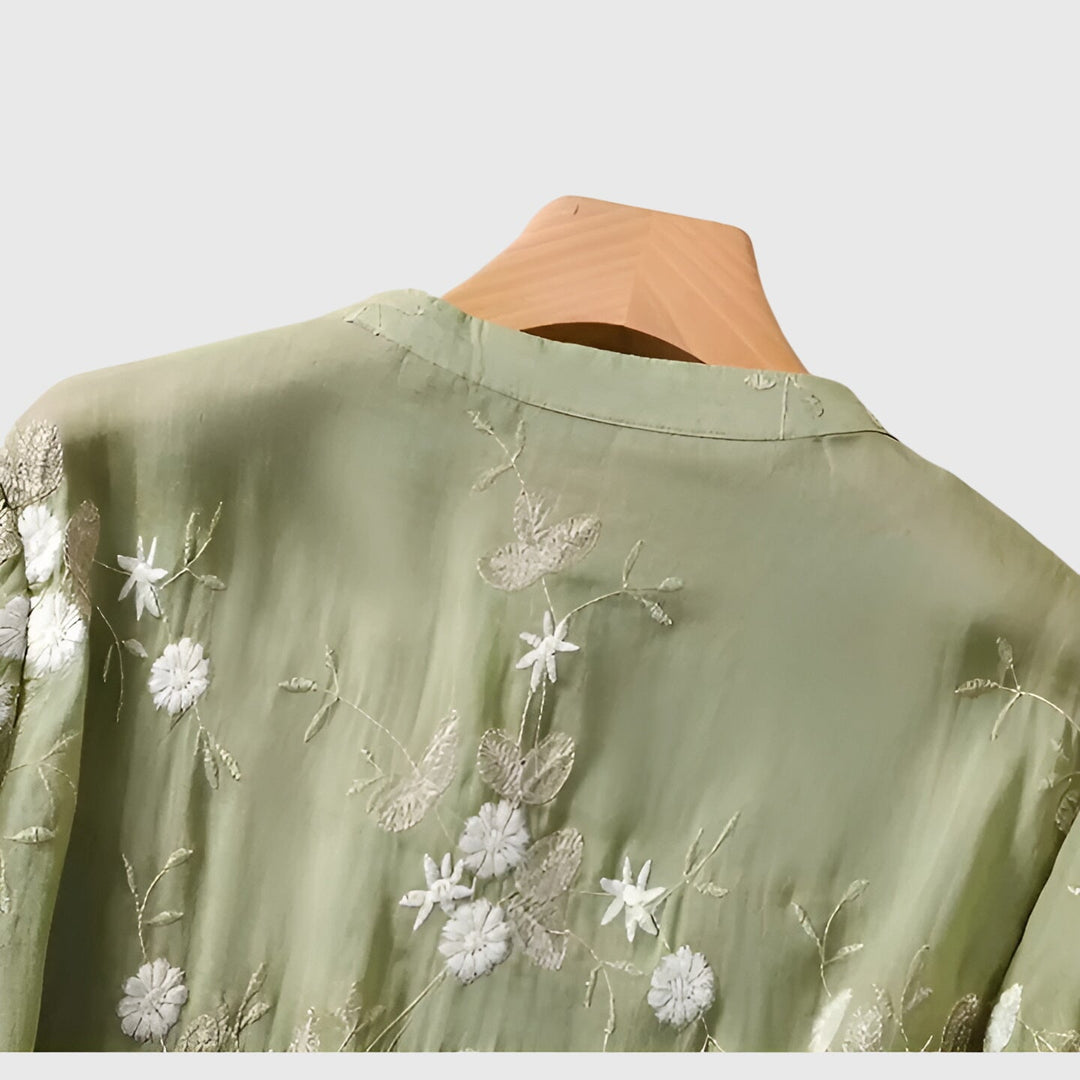 Nellie™ | Elegantti Paita Brodeeratuilla Kukkilla