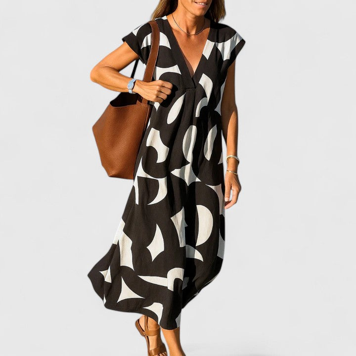 Lysandra | Yksinkertainen Maxi Mekko