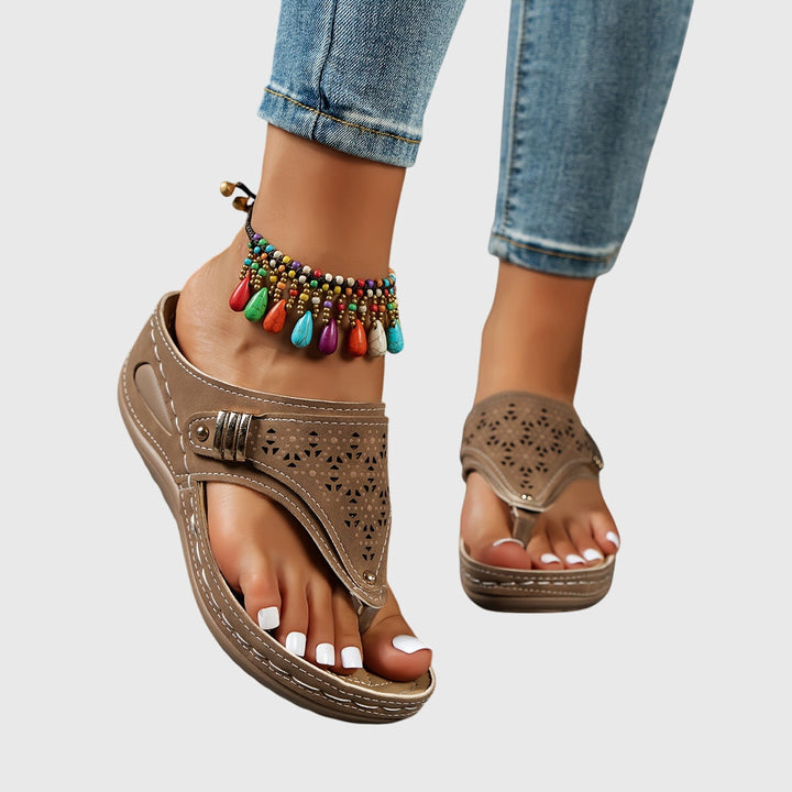 Livia™ | Mukavat Sandalit