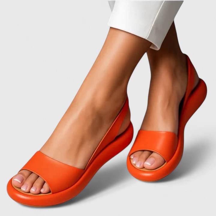 Emrynn | Ortodonttiset Sandalit
