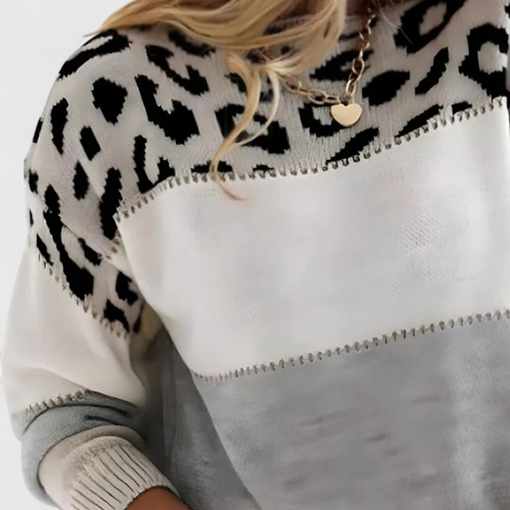 Polina | Leopardikuosis Rentosweater