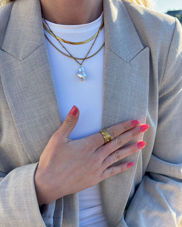 Jaylinette | Suuri Sormus 18K Kulta