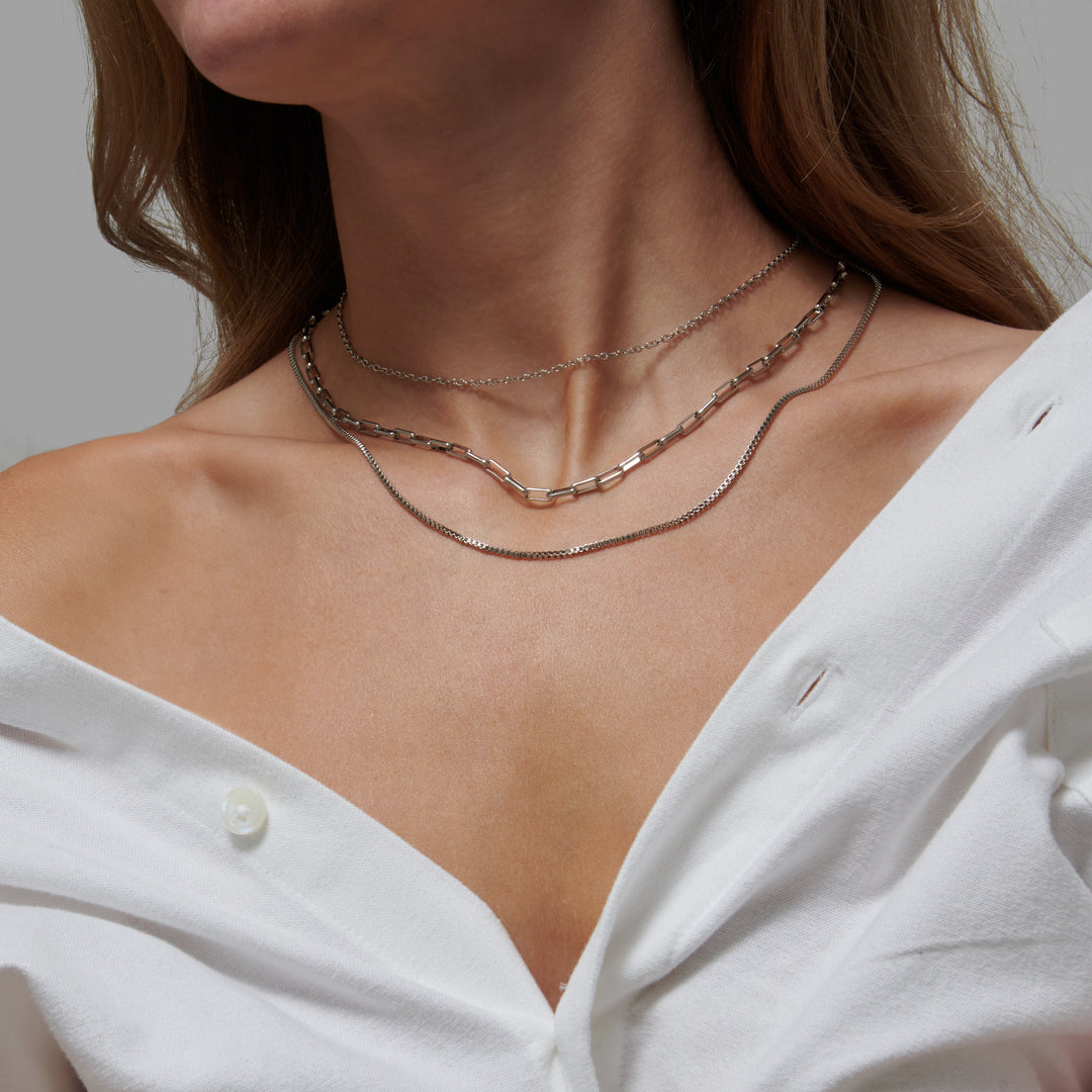 Kolmikerroksinen Choker Kaulaketju