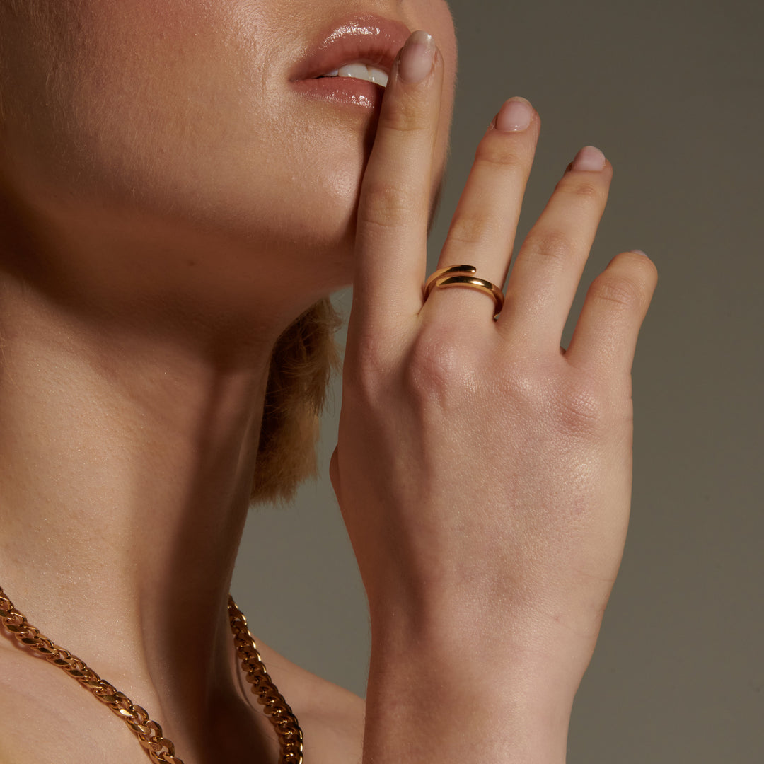 Saranne Manchet Ring