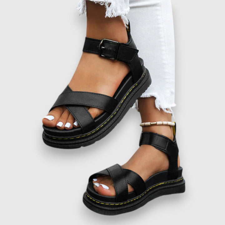 Looretta – Ortopediset Sandaler