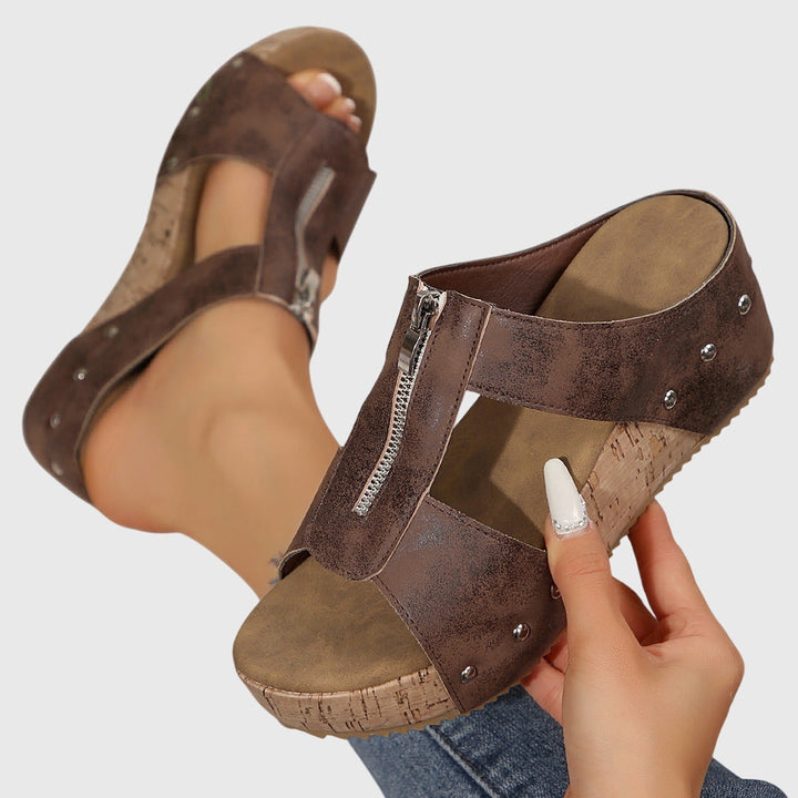 Jazlyn™ | Ortodonttiset Sandalet