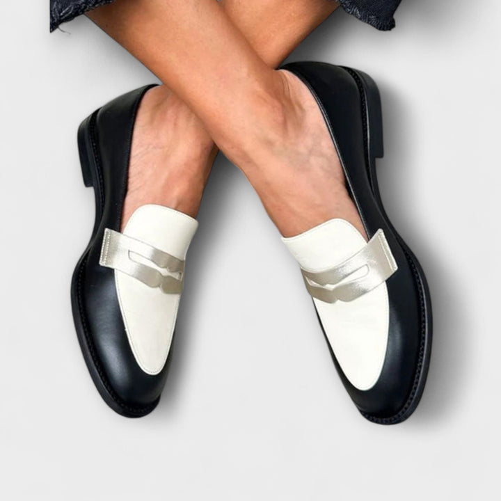 Xara – Sorte Loafers metallinhohtoisella kiillolla