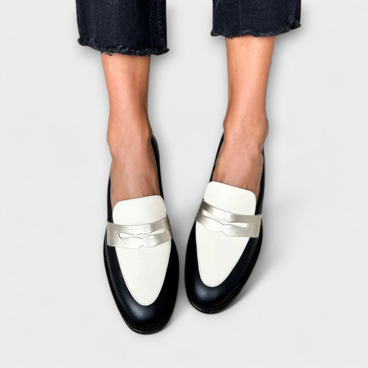 Xara – Sorte Loafers metallinhohtoisella kiillolla