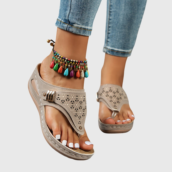 Livia™ | Mukavat Sandalit