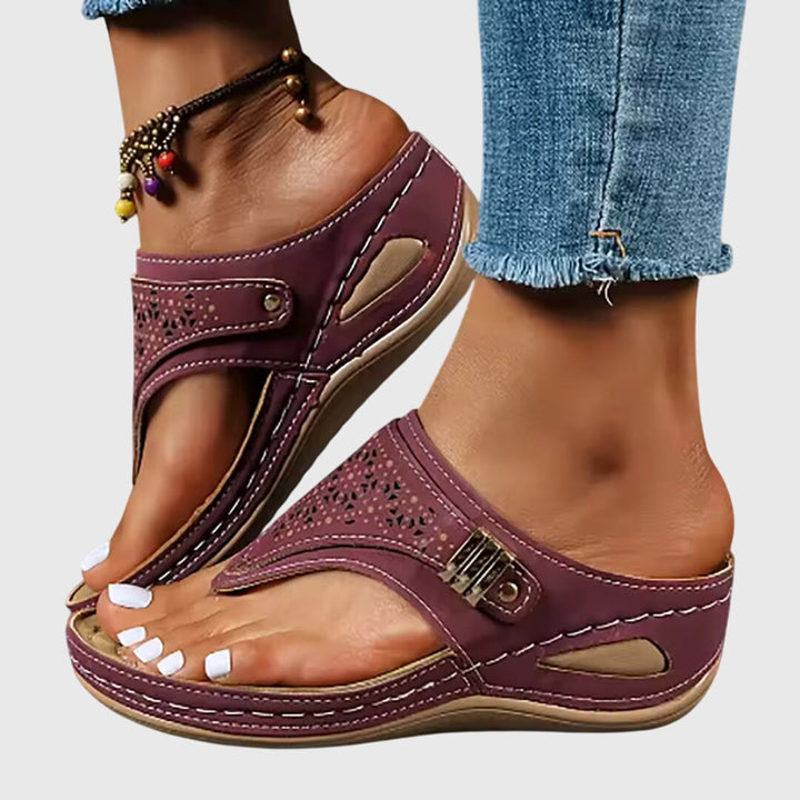 Livia™ | Mukavat Sandalit