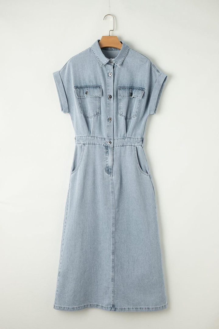 Runa – Elegant Denimmekko Lyhyillä Lepakkohihnoilla