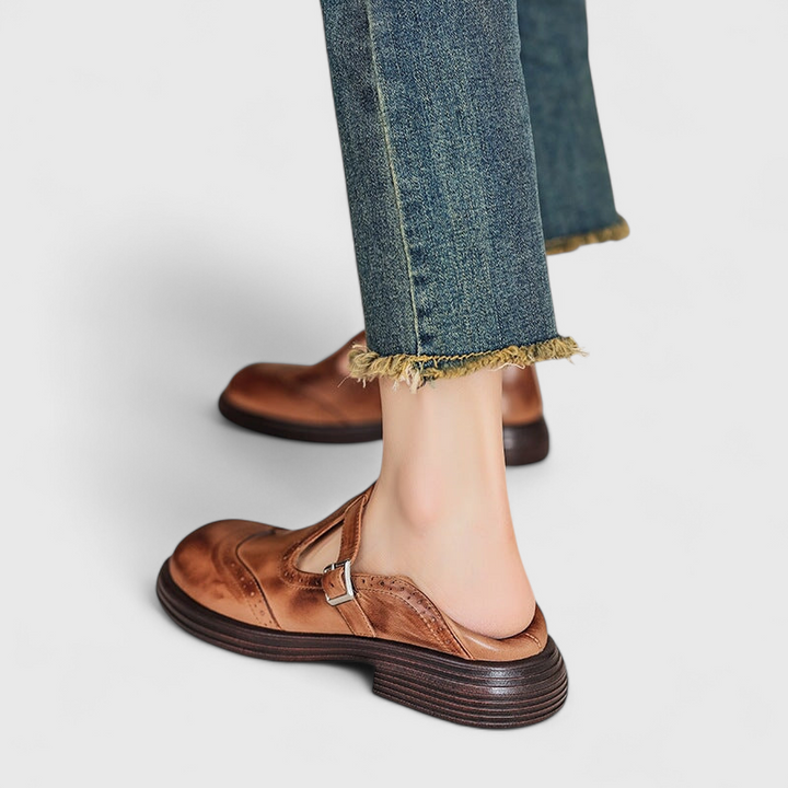 Nanna | Elegantit Mary Janes nahasta