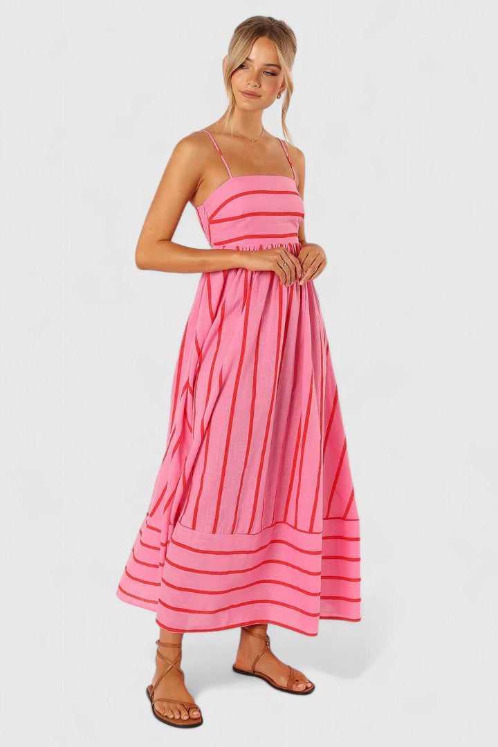 Ilyanthe | Tyylikäs Maxi Mekko